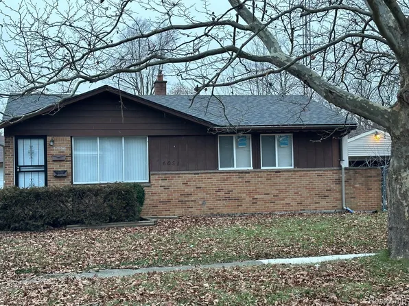 6051 Natchez Dr, Mount Morris, MI 48458