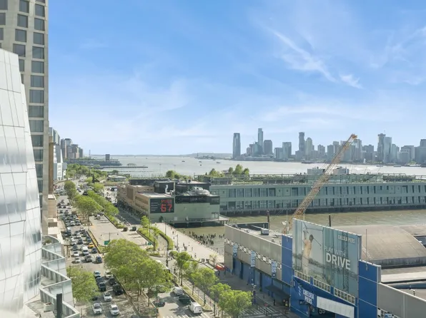 100 Eleventh Avenue image 4 of 20