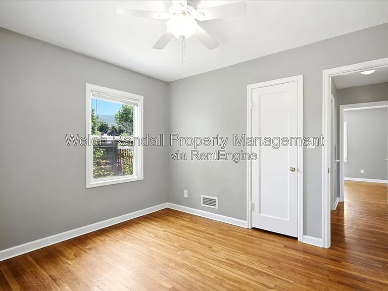 425 E Center St — Photo 14