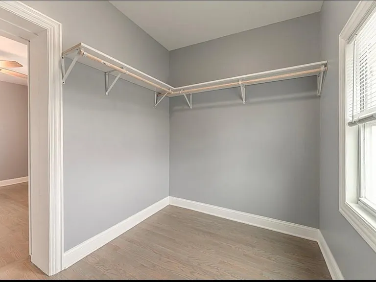 8602 S Yates Blvd — Photo 5