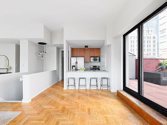 5th image of 393 W 49th St APT 5B