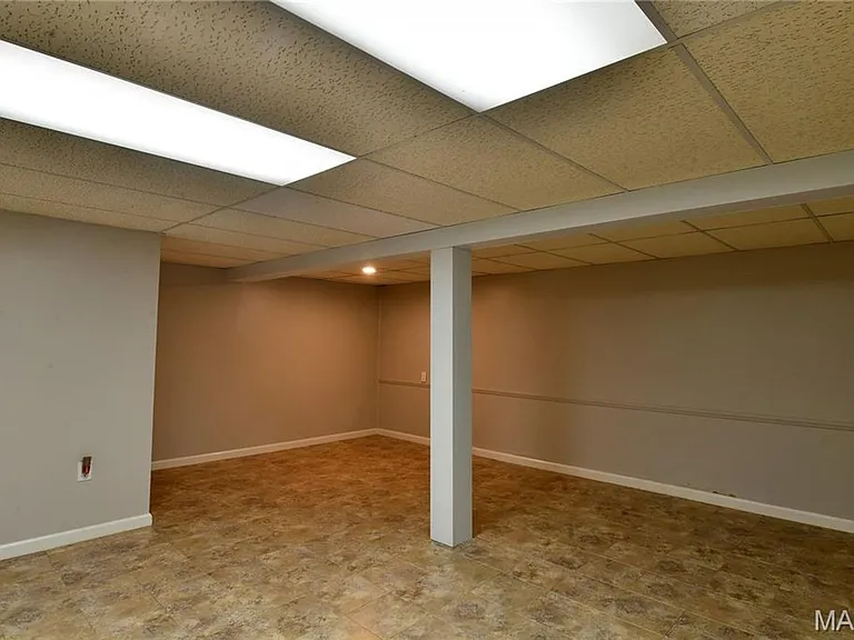 965 Orchard Lakes Dr — Photo 25
