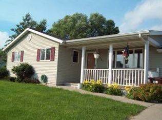 737 Lake Shore Dr, Nevada, IA 50201