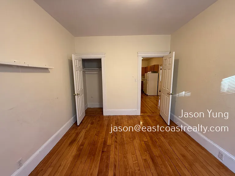 21 Royce Rd #208 — Photo 3