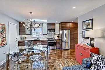 510 Queens Rd — Photo 13