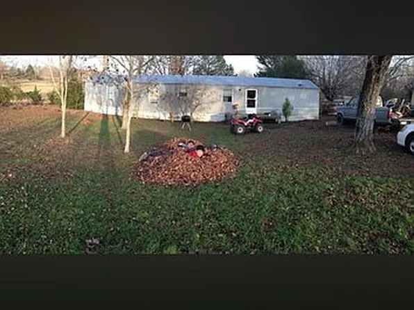 7742 Lillys Chapel Rd, Baxter, TN 38544