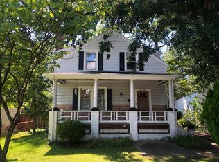 220 N Cleveland St, Arlington, VA 22201