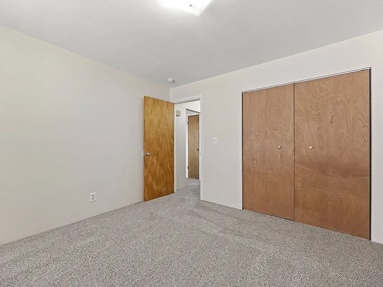 701 Oak St — Photo 11