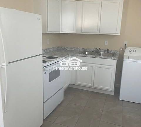3rd image of 6003 E 151st St