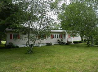 26 Valiant Dr, Coventry, RI 02816