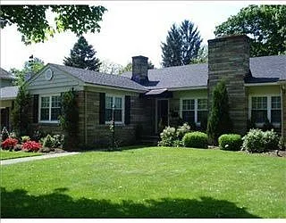 315 Quaker Rd photo 1