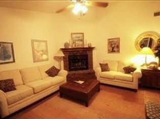 5544 Gold Rush Dr NW, Albuquerque, NM 87120