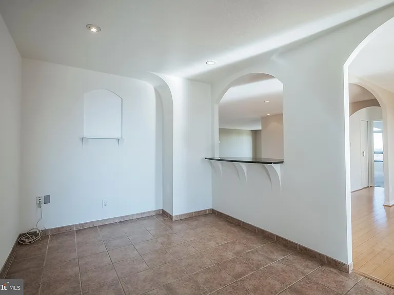 1800 Old Meadow Rd #1712A — Photo 10