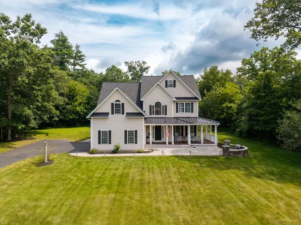 31 Velma Circle, Pelham, NH 03076