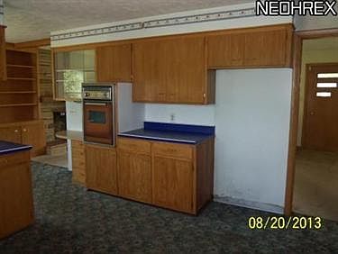 5th image of 8264 E Lincoln Way