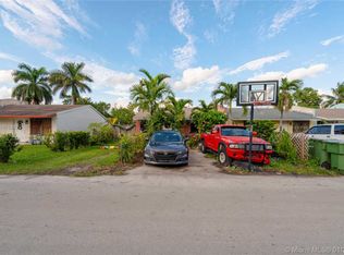 1321 Kia Dr, Homestead, FL 33033