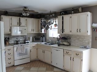 826 Colony Ln, Mount Joy, PA 17552