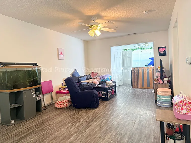 2031 Wolfmill Dr #103-A — Photo 6