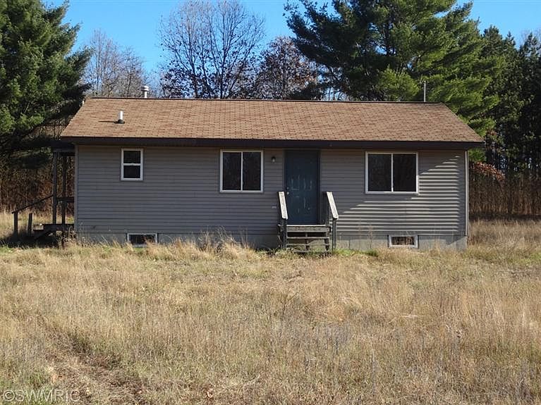 1st image of 2388 E 24th St