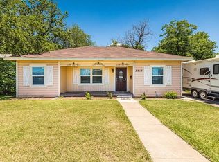 3913 Roselawn Dr, Waco, TX 76710