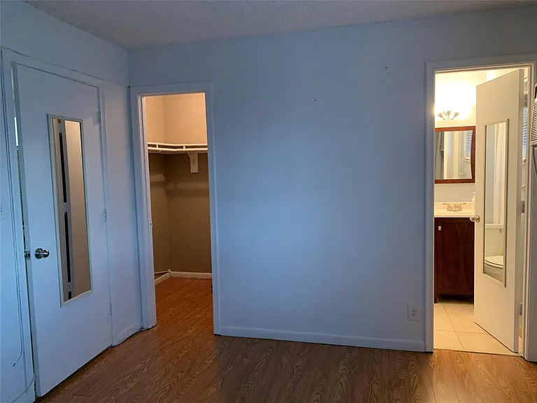 5168 NE 6th Ave #429 — Photo 12
