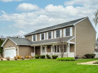 653 Sacramento Ct, Elgin, IL 60123