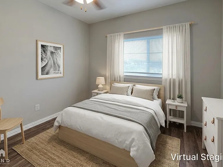 3263 Karen St — Photo 4
