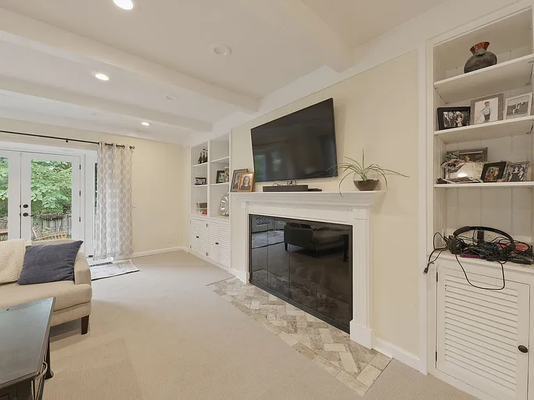 6728 Fieldhouse Way — Photo 25