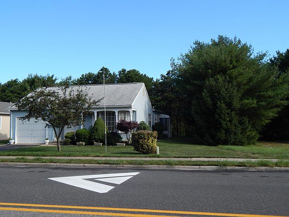2nd image of 58 Prince Charles Dr