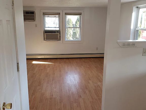 5th image of 63 Mullen Hill Rd #R