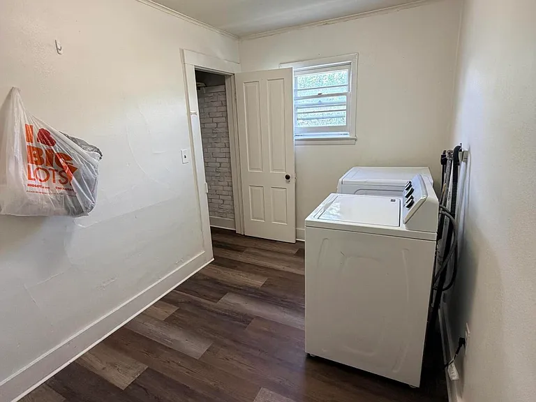 453 Morgan St #2 — Photo 10