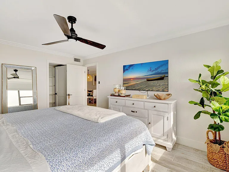 7420 S Ocean Dr #215 — Photo 16