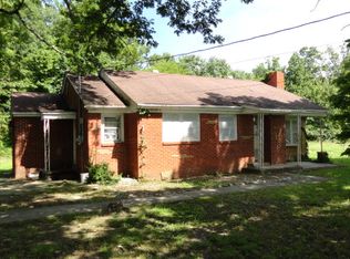 441 Frogtown Rd, Livingston, TN 38570