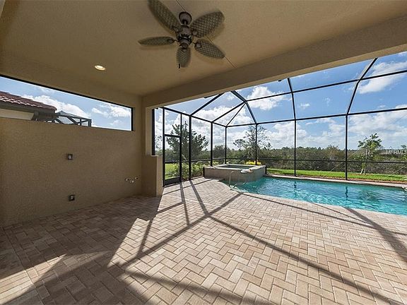 5th image of 10389 Crooked Creek Dr