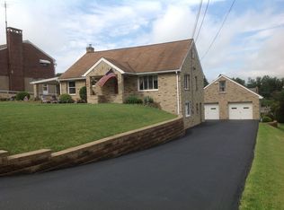 108 Weitzel Rd, Butler, PA 16002