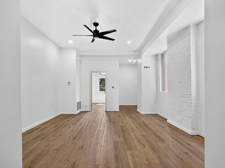 3647 Wisconsin Ave — Photo 29