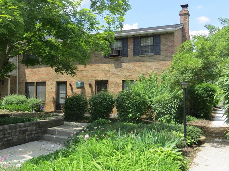 1st image of 595 Hedgebrooke Ave #595-J