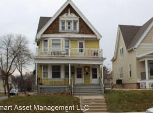 2001 N 38th St, Milwaukee, WI 53208