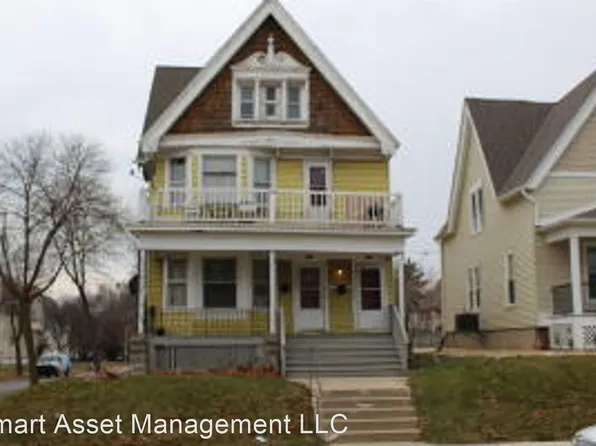 2001 N 38th St, Milwaukee, WI 53208