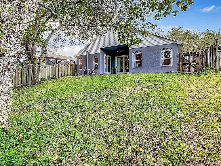 1407 Trail Boss Ln — Photo 24