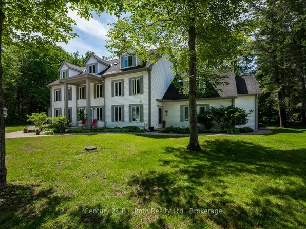 22 Wasaga Woods Cir #B7, Wasaga Beach, ON L9Z 2N1