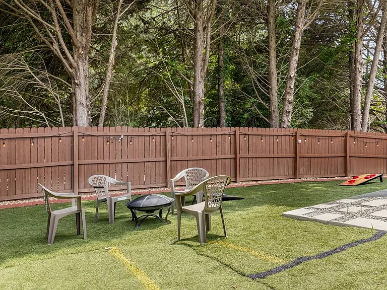 931 Sugar Oak Ln — Photo 56