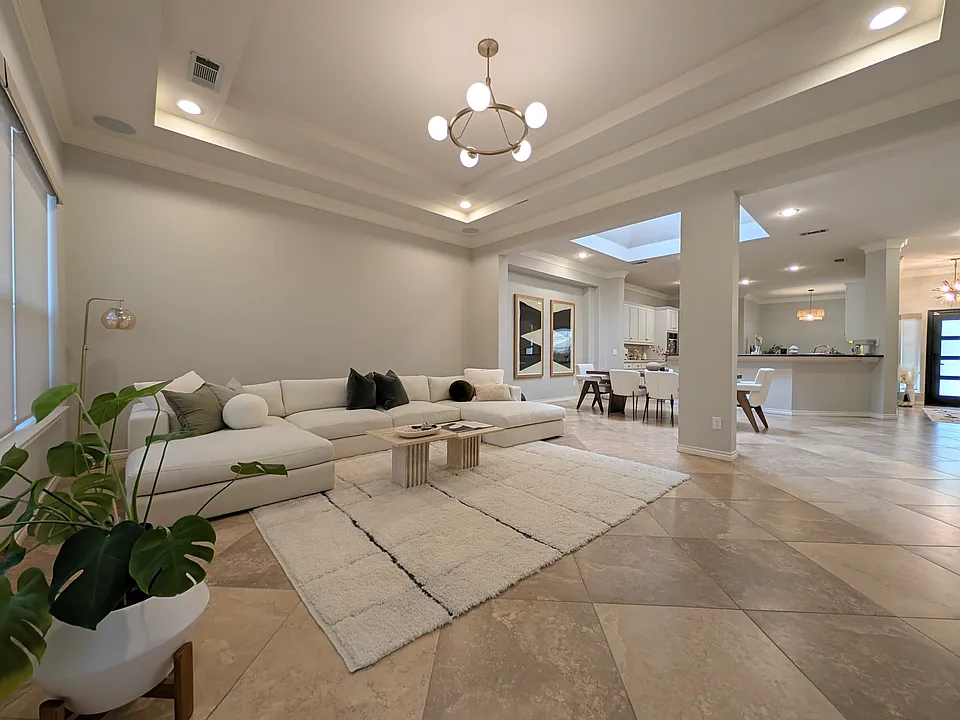 2809 Prestonwood Dr