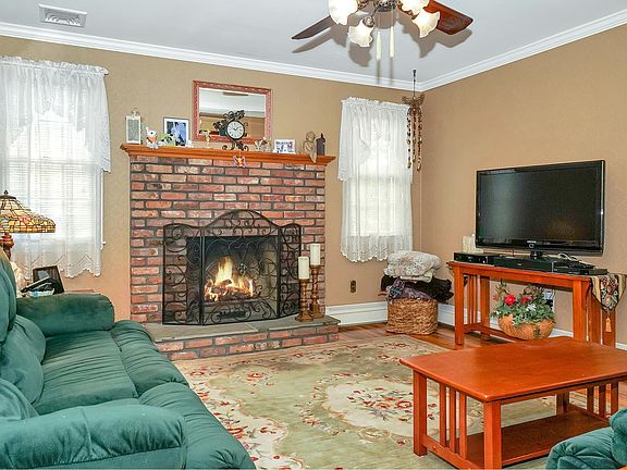 5th image of 48 Marion St
