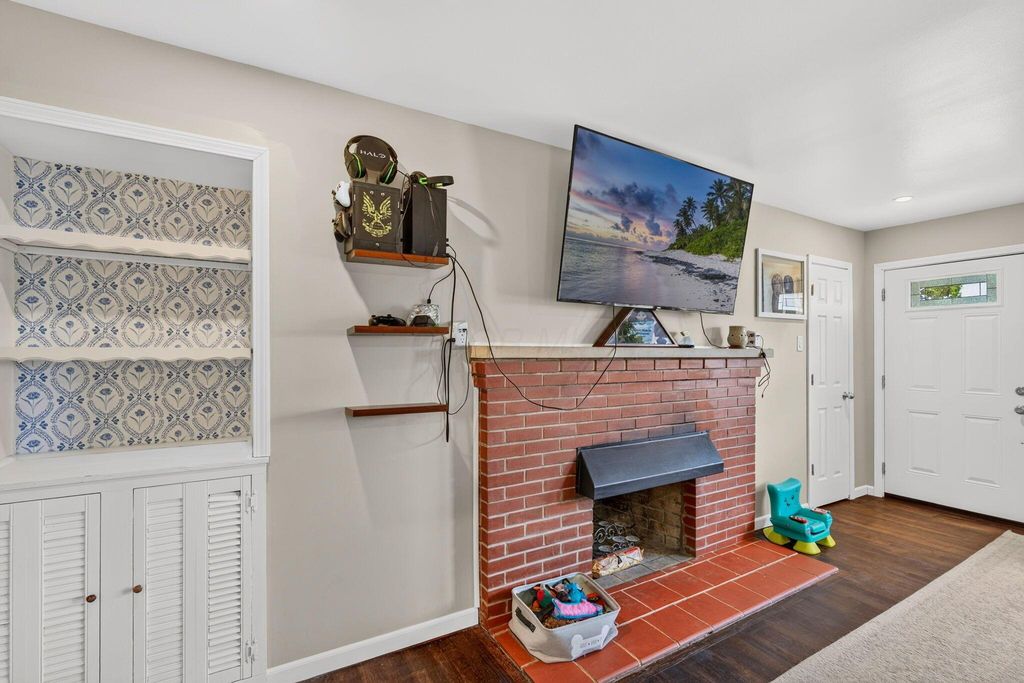 147 Nicholas Dr, Circleville, OH - View 6