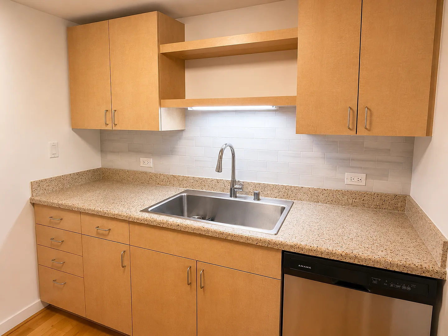 Spacious 1bd/1ba in Little Italy- 1 Valet Spot + In Unit Laundry — Photo 3