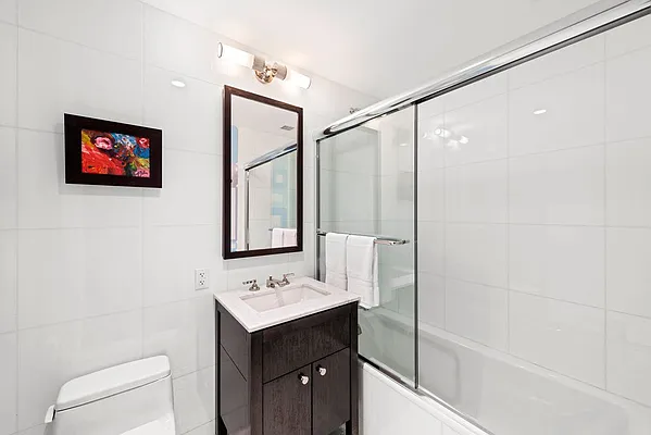 Sold by Nest Seekers International | media 8