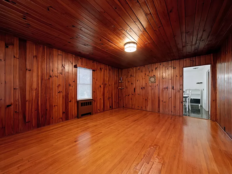 1096 Scruggs Cir — Photo 30