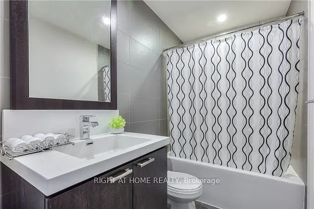 120 Harrison Garden Blvd #716 — Photo 15