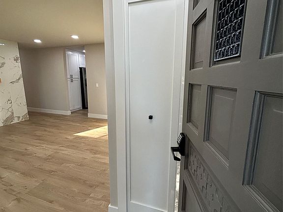 4th image of 2362 Milverton Dr